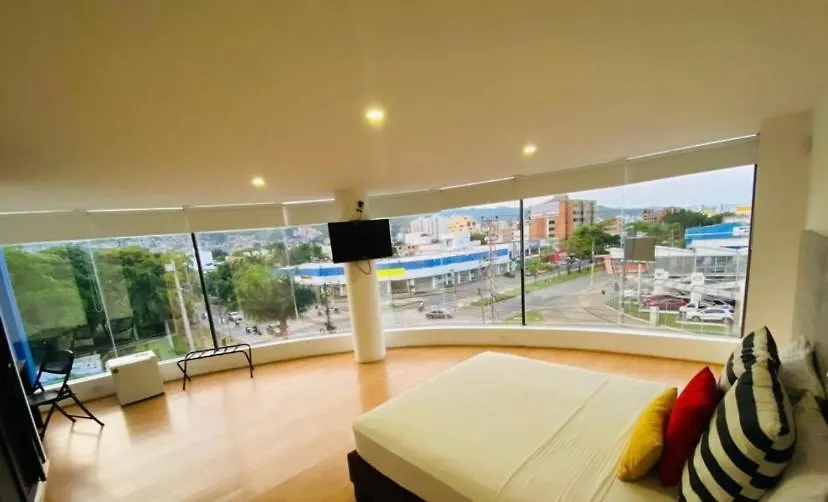 Hotel Metropolis Plaza Cali