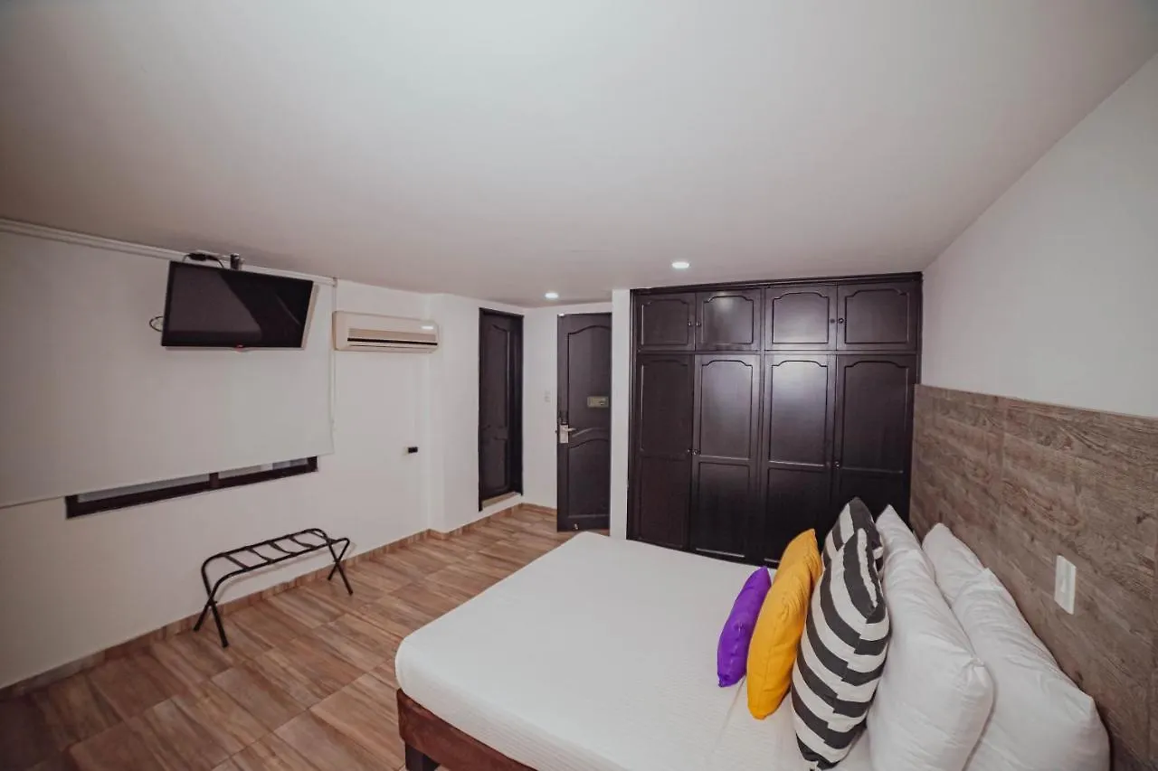 Hotel Metropolis Plaza Cali
