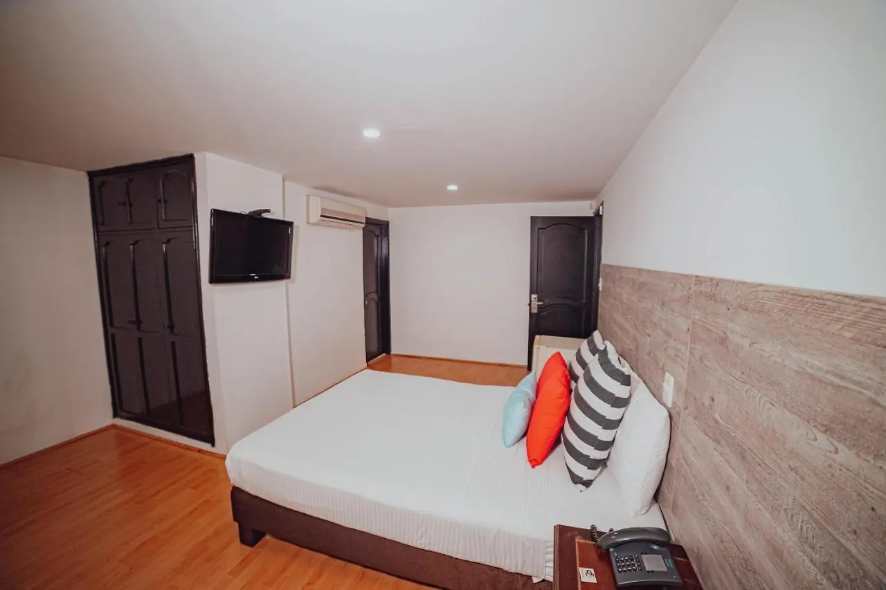 ***  Hotel Metropolis Plaza Cali Colombia