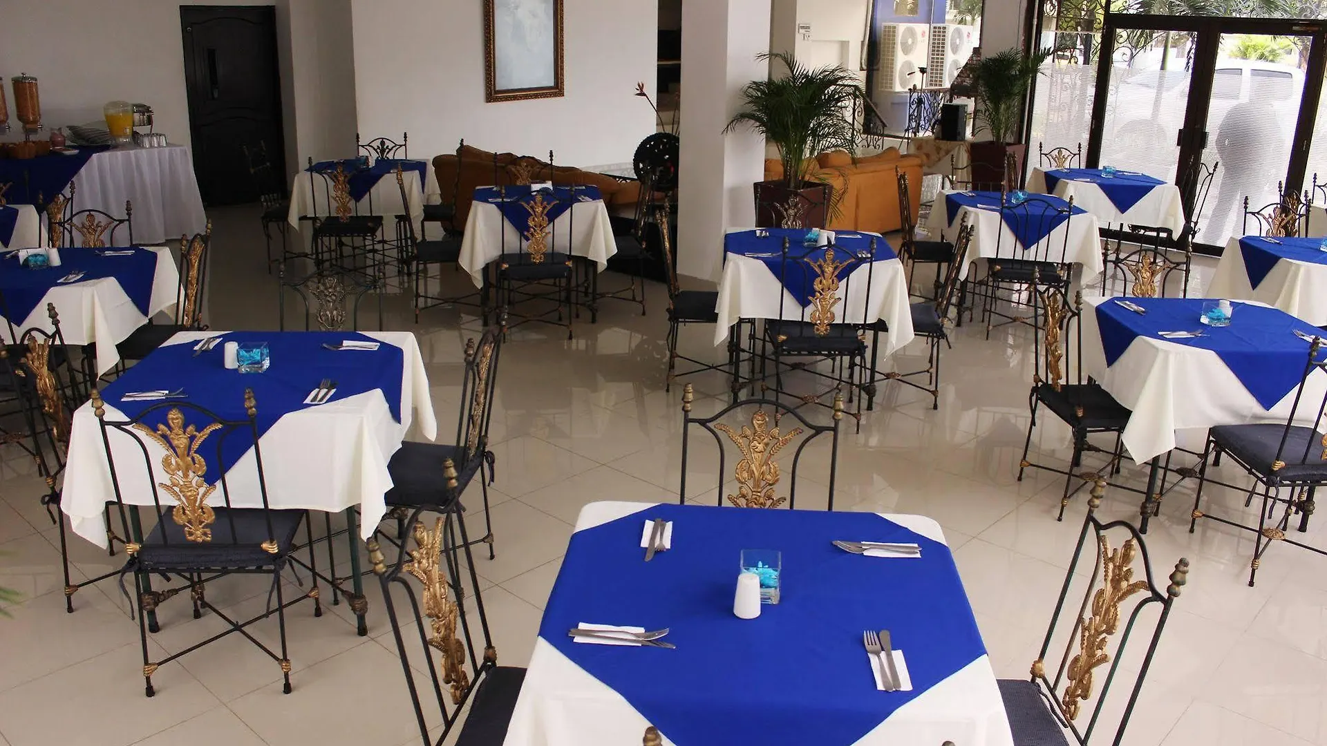 Hotel Metropolis Plaza Cali