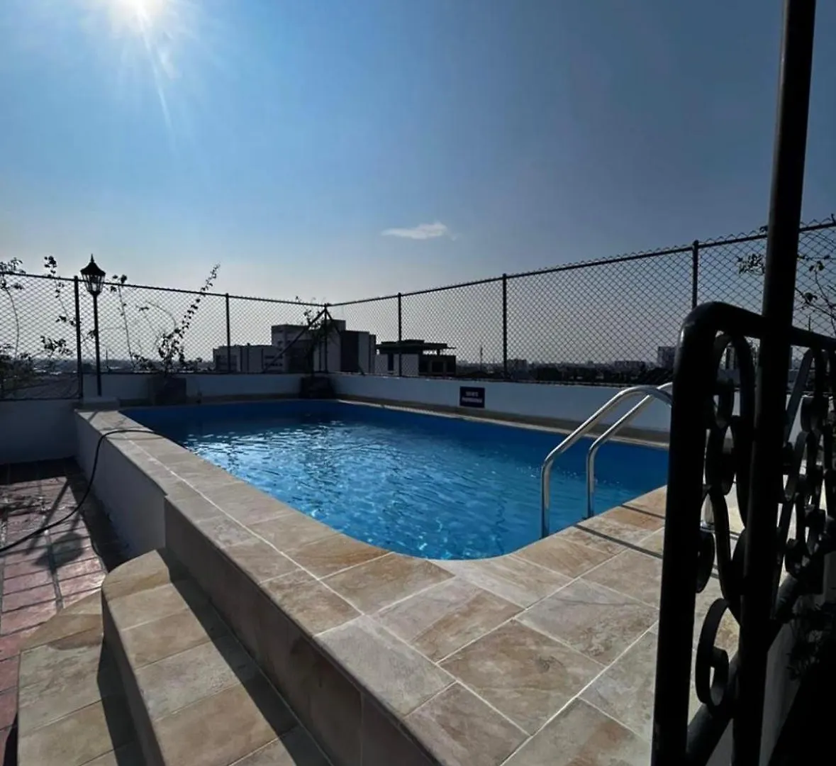 Hotel Metropolis Plaza Cali