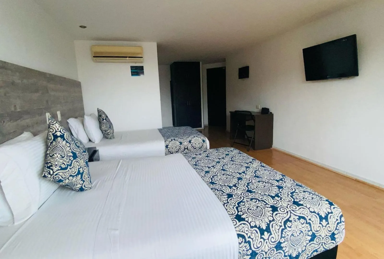 Hotel Metropolis Plaza Cali