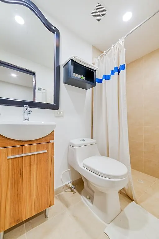 Hotel Metropolis Plaza Cali