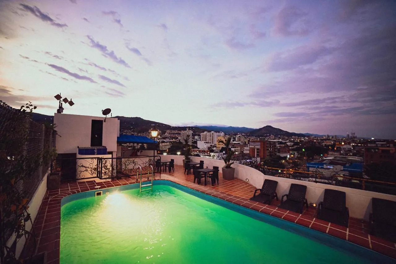 Hotel Metropolis Plaza Cali