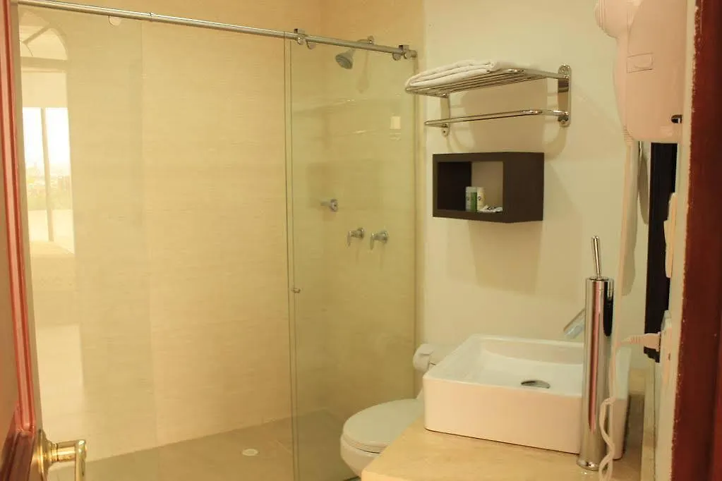 Hotel Metropolis Plaza Cali