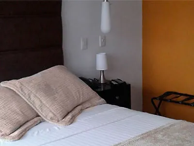 Hotel Metropolis Plaza Cali