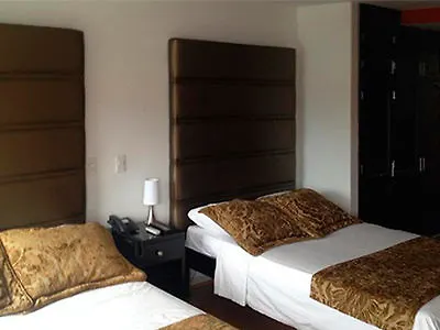 Hotel Metropolis Plaza Cali 3*,