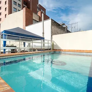 Plaza Versalles Cali